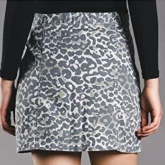New Rebel Rogue Leopard London A-Line 100 Percent Cotton Button Up Mini Skirt XL - Picture 6 of 14
